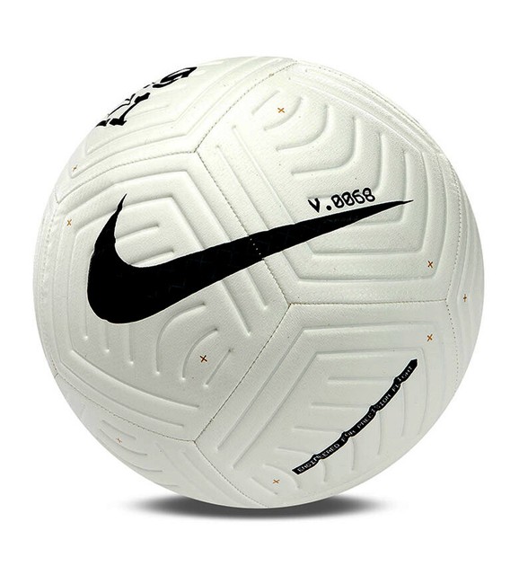ball nike strike