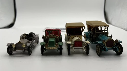 Lesney Matchbox 1909 Opel, 1909 Thomas Flyabout, 1911 Renault, 1913 Mercer LOT