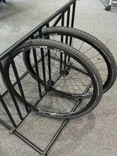 DT Swiss R 470 DB Wheelset- 700c, AI offset , Black, 28H, Tires includued