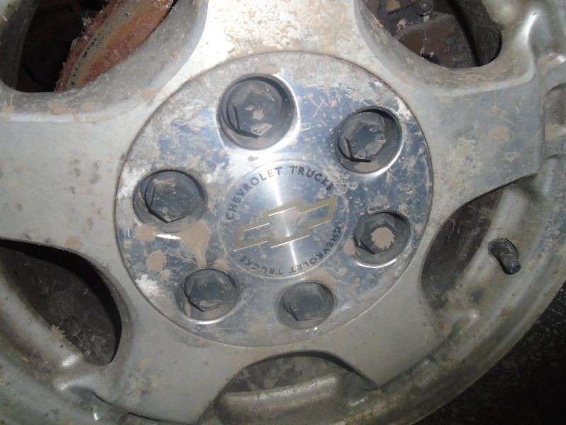 Center Cap Only Fits 16x7 Aluminum Opt PF9 Fits 03-08 Express 1500 Van 127667