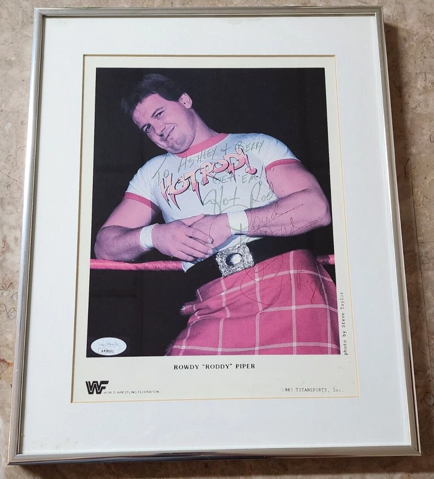 Foto firmada 8x10 de Rowdy Roddy Piper 1985 promoción original certificada por la JSA WWE WWF RARA Foto 4 de 4