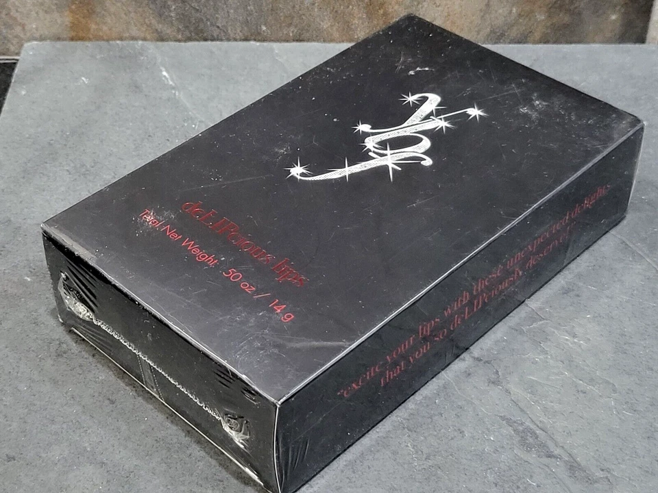 YBF DELIPIOUS ~ Juego de 5 lápices labiales, rosa fucsia / rojo / desnudo ~ caja sellada (m5 Foto 2 de 3