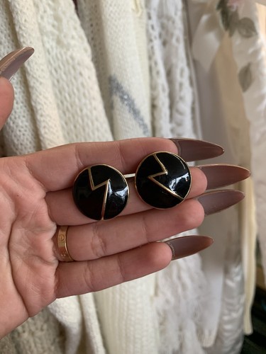 Vintage Trifari Costume Gold Tone Black Enamel Pierced Circular Earrings🤩💕