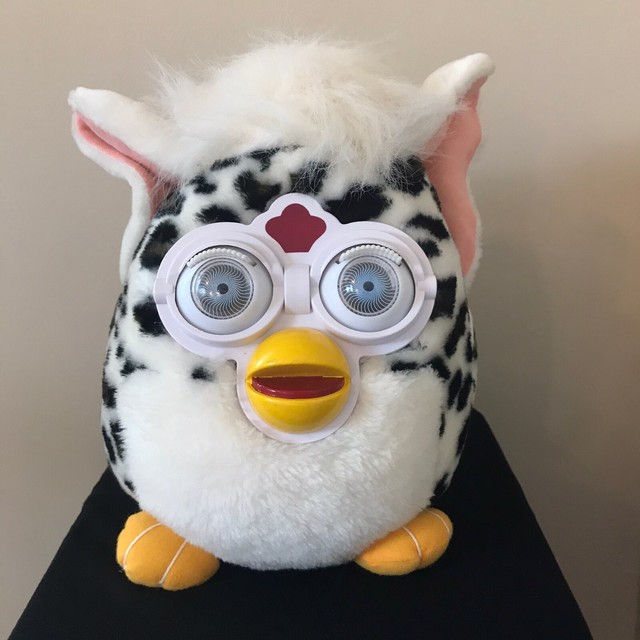 stuffed toys with big eyes