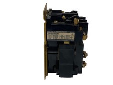 NOS Allen Bradley 600VAC MAX 120/110 VAC Coil 4-Pole Control Relay 700-BR400A1