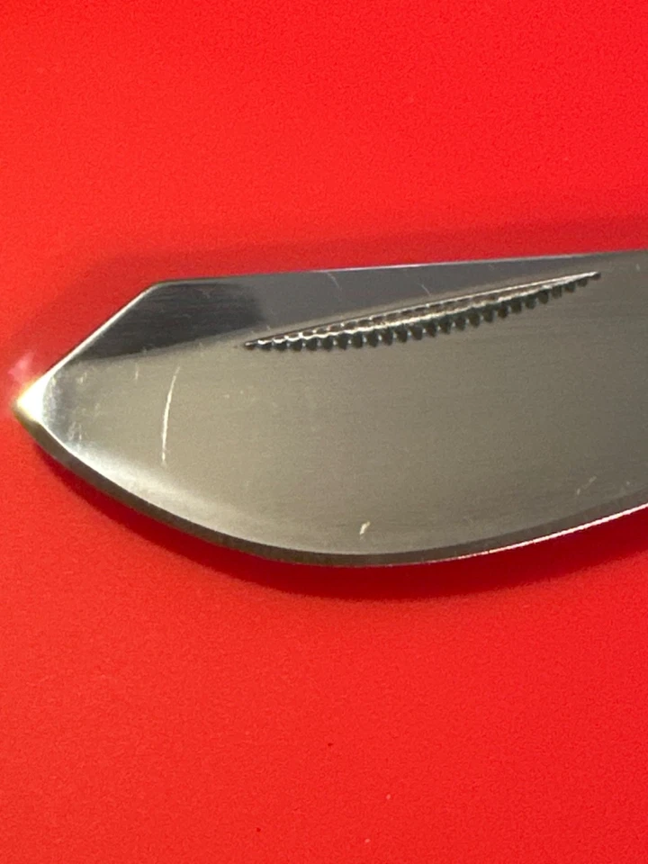 POCKET KNIFE LOT OF TWO ROUGH RIDER KNIVES - Image 4 of 4