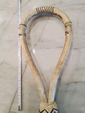 Rawhide Bosal (średnica 3/4", 8 plt.) ze szczegółem Pokaz Konia Bosal