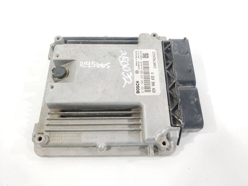 Porsche Cayenne 2008 OEM módulo de computadora electrónica 3,6 L ECM Foto 2 de 4