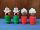 4 vintage Fisher Price Little People 2 cowboys, 2 indians