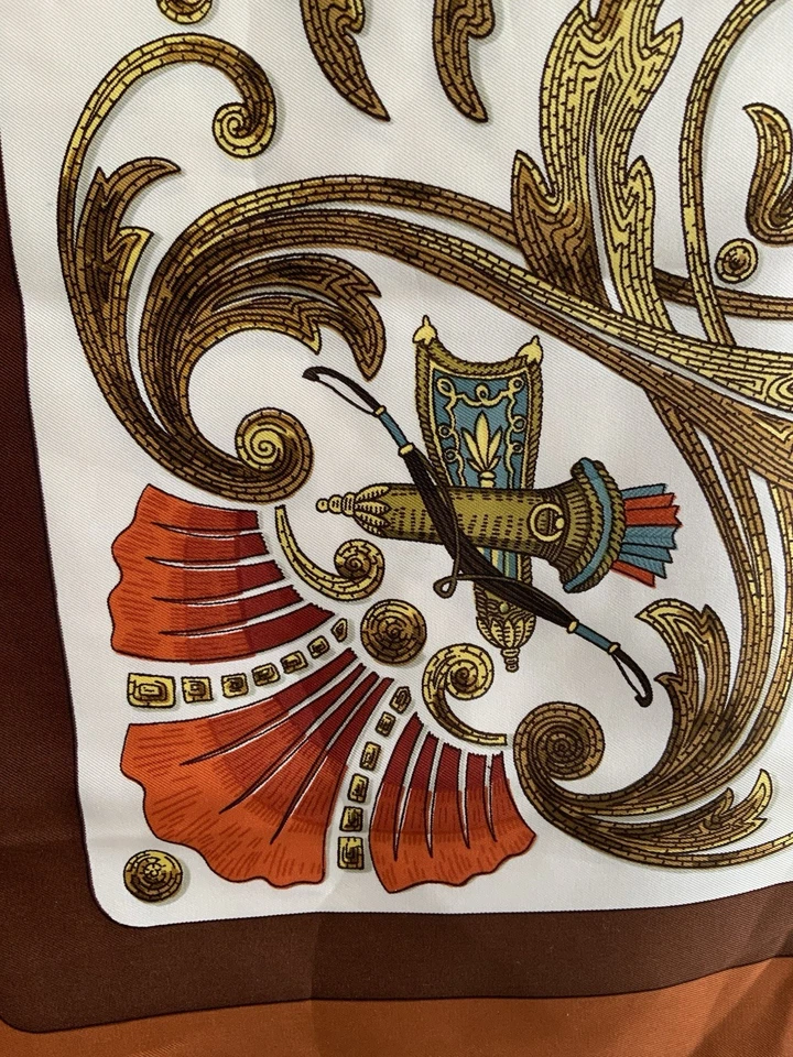 Hermes marrón seda con patrón bohemio con accesorios 70”/11” GC Foto 3 de 4