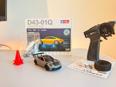 Hstar D43-01Q RC Drift Auto 1:43 4WD Silber-Grau mit Fernbedienung