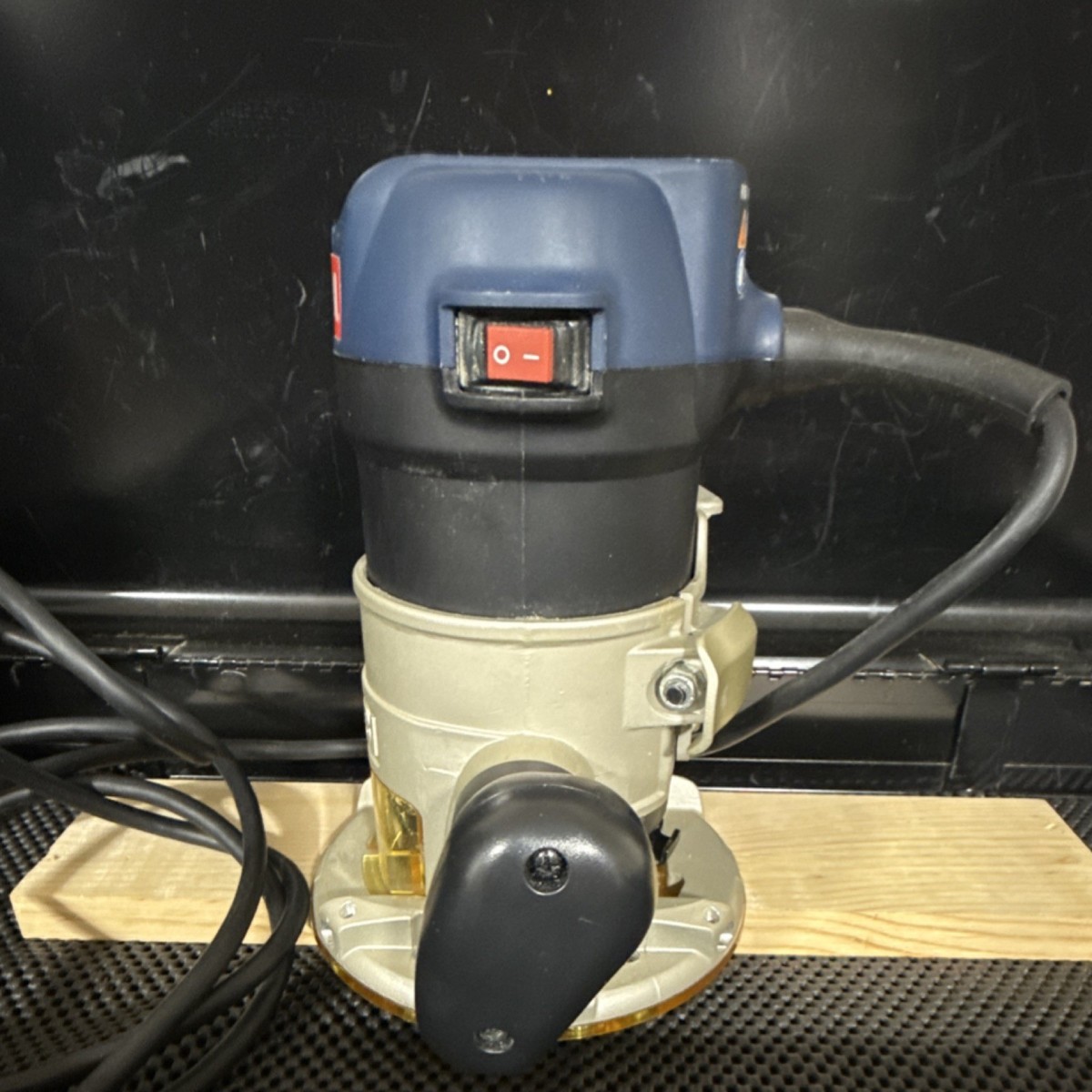Ryobi R163 Wood Router 120V Corded Electric Blue with Carrying