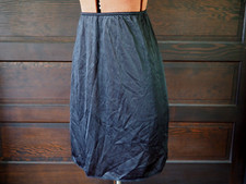 VTG 50s 60s Maidenform Black Satin Slit Half Slip Skirt ILGWU Elastic Waist XS/S