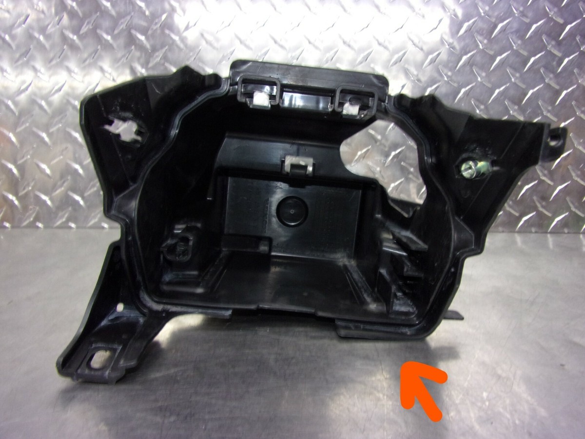 606 A HONDA PCX 150 2020 OEM BATTERY BOX