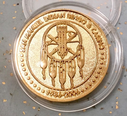 2006 SAN MANUEL INDIAN BINGO & CASINO 20 ANNIVERSARY 35mm TOKEN ENCASED - Bild 2 von 5