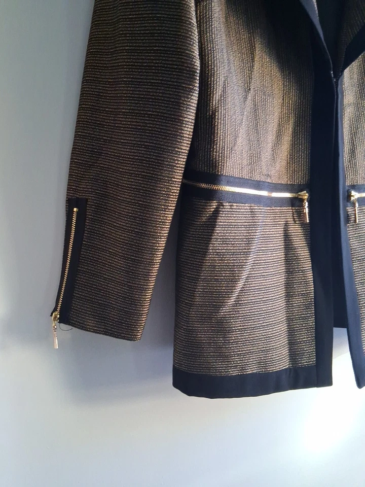 Женская рабочая одежда официальный блейзер NUBIANO NEW YORK куртка размер 8 черные и золотые молнии - Изображение 3 из 4