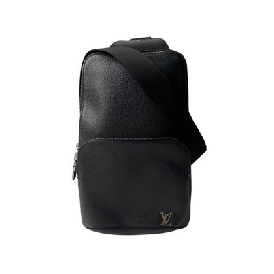 Louis Vuitton Herren Taiga Avenue Sling Bag, Body Bag, M30443 CA0241