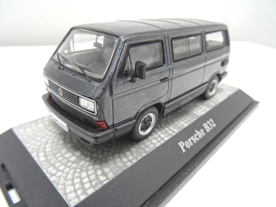 Volkswagen VW T3 B32 (Porsche) Modellino Grigio 1:43 Premium Classixxs 13025 - Immagine 2 di 4