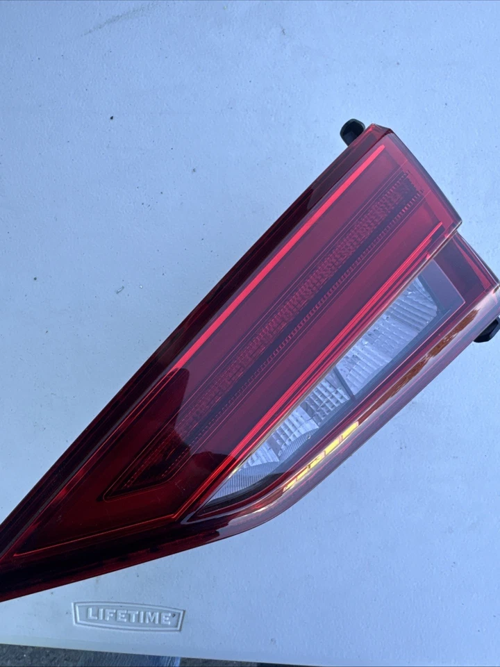 Conjunto de luz de respaldo izquierda y derecha Audi S3 2017-2020 nuevo OEM Foto 2 de 4