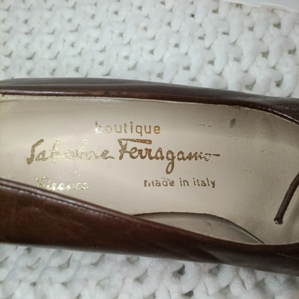 Salvadore Ferragamo 女式皮革懒人鞋 6 1/2 B 码浅口鞋棕色意大利 — 第 3/4 张图片