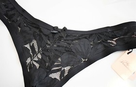 $115 AGENT PROVOCATEUR AUDREY Black FLORAL FRENCH LACE THONG STRING Panties 4/L