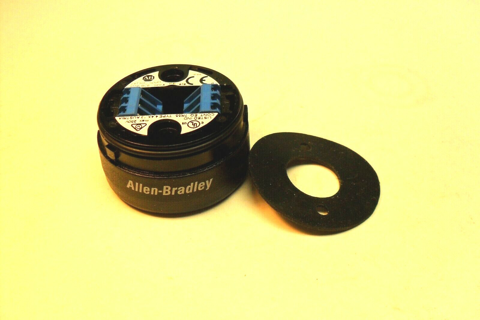 Allen-Bradley 855E-BCB свет монтажной основы,