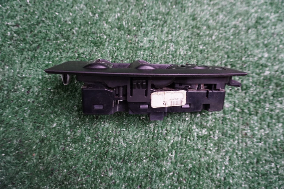 Interruptor de ventana del lado del conductor Ford Taurus 2014 OEM DG1T14540ACW Foto 2 de 4