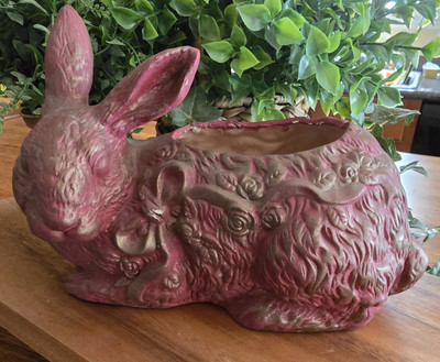VTG Bunny Rabbit Easter 1988 CBK Planter Dry Brushed Burgandy Gold Ribbon Bow 