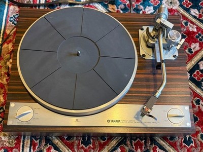 used   Yamaha YP-D71 Direct Drive Record Player Turntable