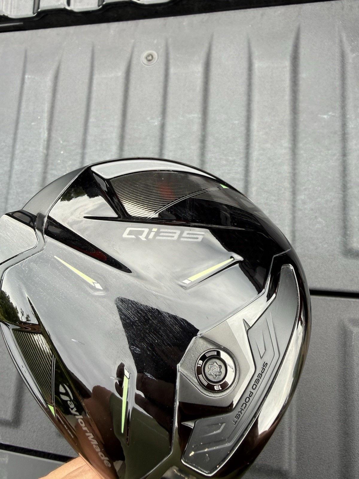 TaylorMade Qi35 Driver