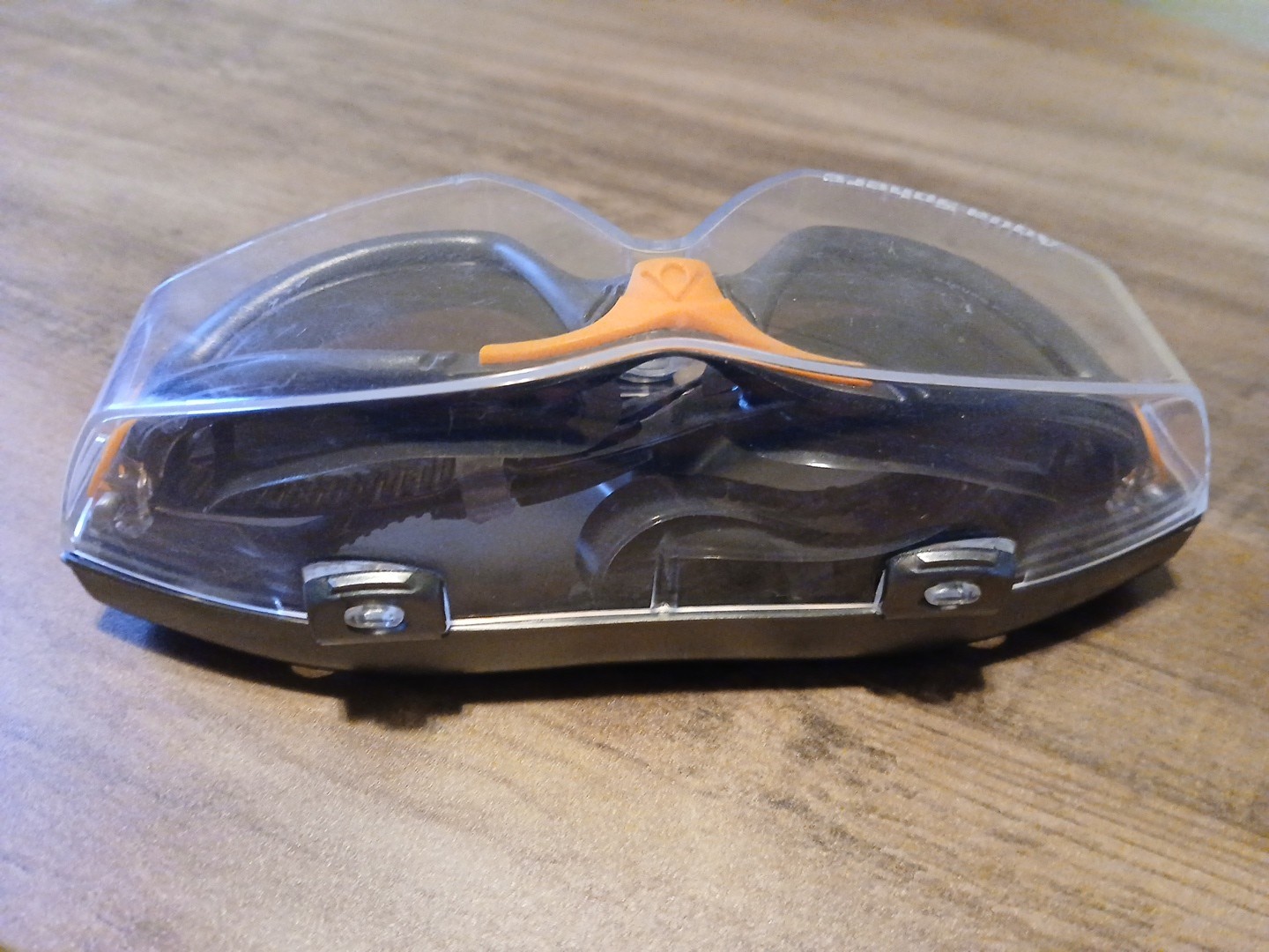 Aqua Sphere Kayenne Adult Swim Goggles- Polarized Lens (Gray/Orange) New W/Case