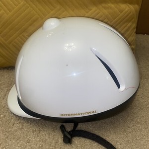 International Helmets Irh Air-Lite Riding Helmet Used White Size Small