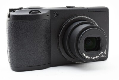 RICOH GR DIGITAL II 10.1MP Digital Camera w/Battery + Charger From
