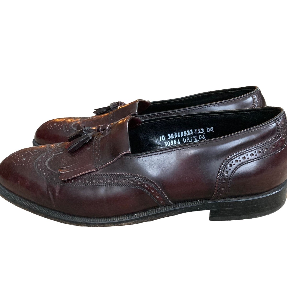 Florsheim Burgundy Leather Kiltie Tassel Wingtip Slip On Loafer Size 9 Medium Florsheim Burgundy Leather Wingtip Kiltie Tassel Loafers  main image 2