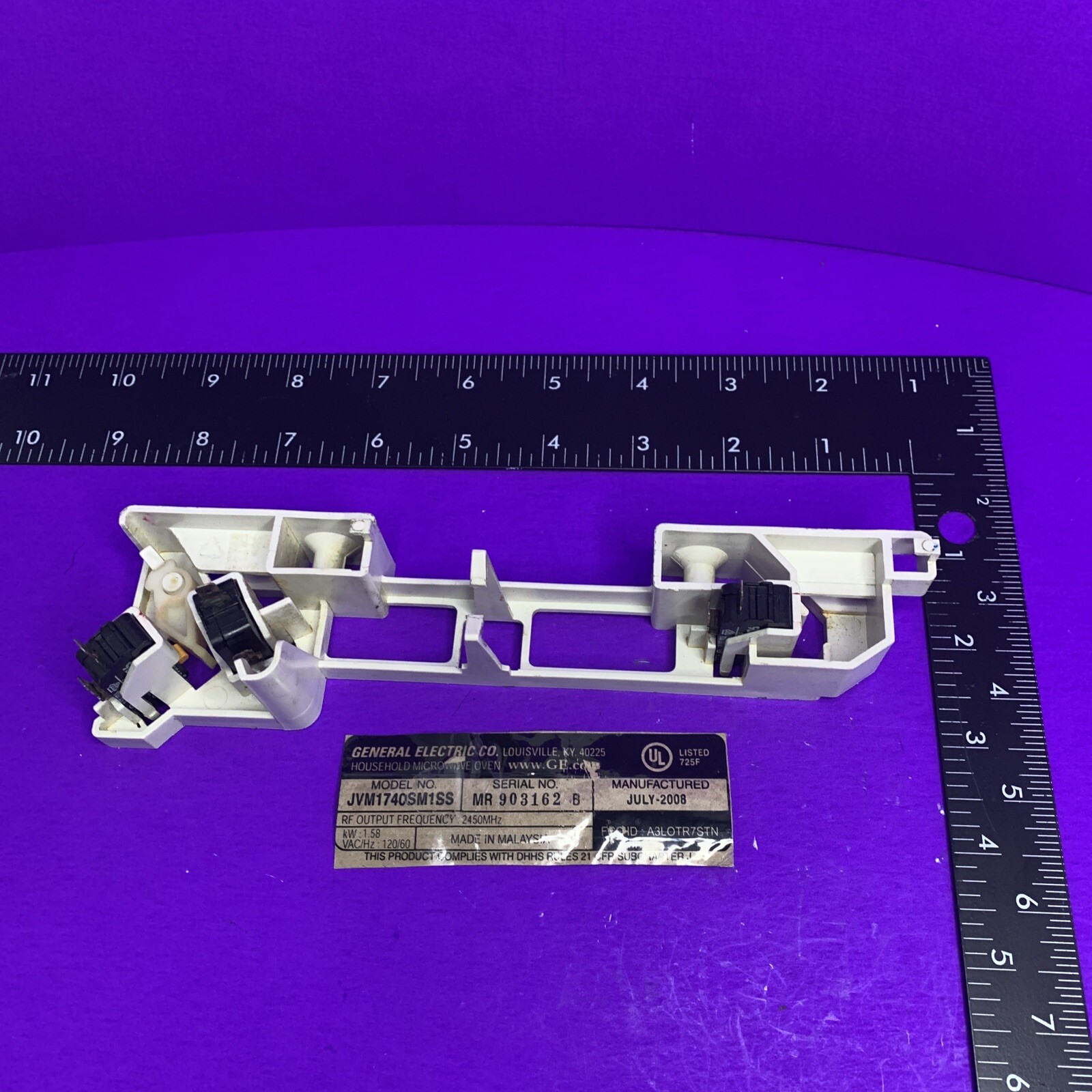 GE Microwave Model JVM1740SM1SS Micro Switch Holder + 3 Micro Switch