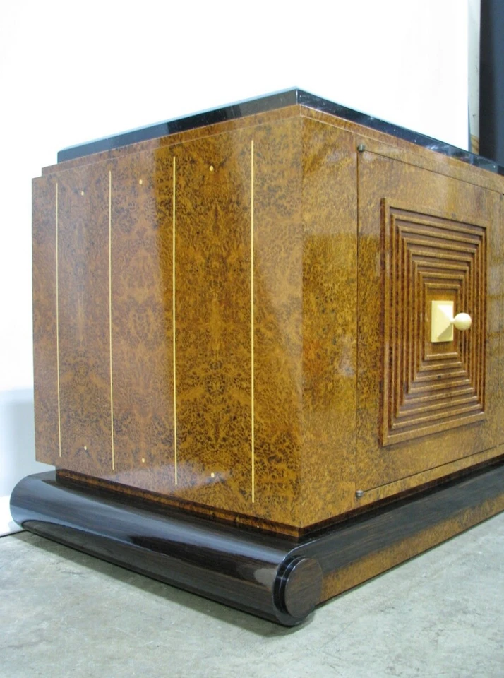 Impresionante gabinete de consola personalizado Art Deco inspirado en Ruhlman de alta gama; nogal burl Foto 4 de 4