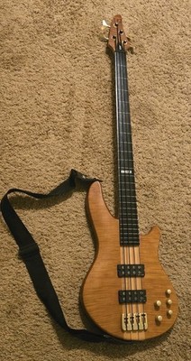 ESP LTD C-304 4 String Bass Guitar In Great Condition Working