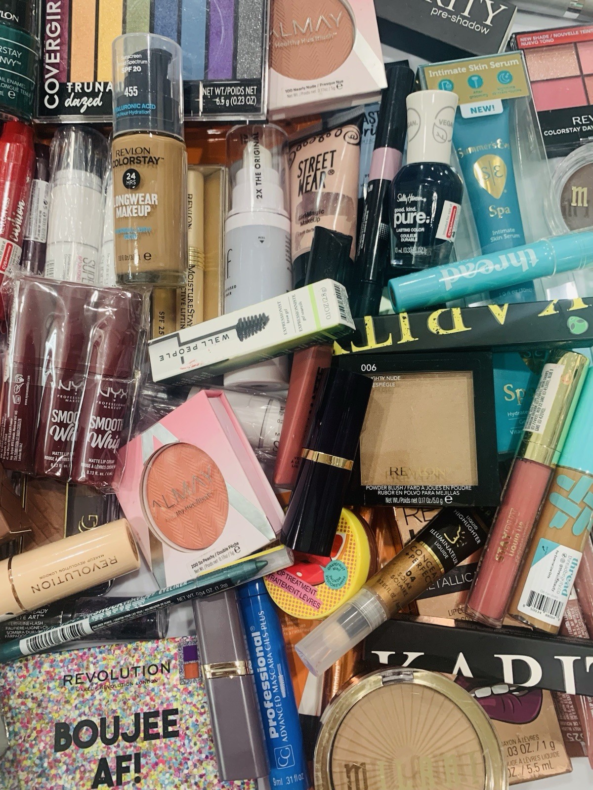 Wholesale Makeup Up Lot 100 Pieces 
