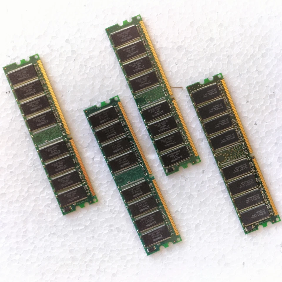 RAM 4GB 4x1GB DDR400 PC3200 CL3 200MHz KIngston KVR400X64C3A 99U5193-090.A01LF - Immagine 2 di 4