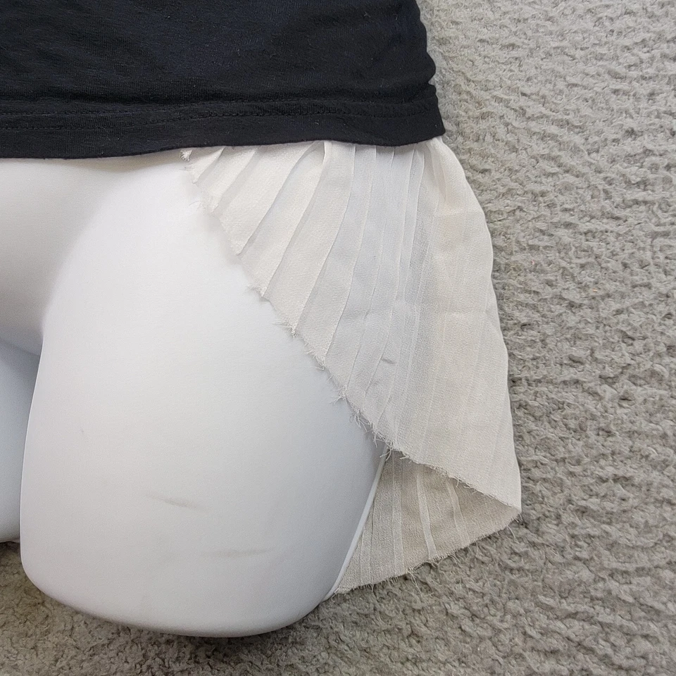 Camisa Top My Michelle Para Mujer Mediana Sin Mangas Negra Multicapa Plisada Foto 2 de 4