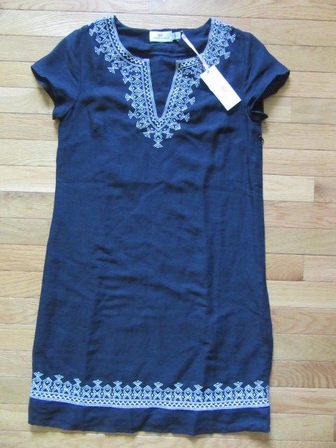 green emerald velvet dress Vineyard Vines