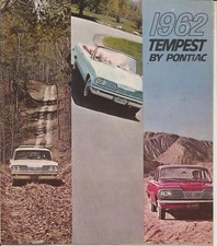 VINTAGE PONTIAC 1962 TEMPEST by PONTIAC SALES CATALOG BROCHURE