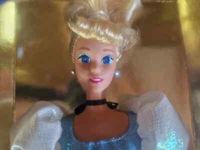 1994 Walt Disney Cinderella Special Sparkles Collection Doll for