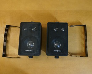 insignia surround speakers