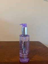Clinique Take The Day Off Cleansing Oil Makeup Remover Pump 200 ml - 6.7 Fl Oz