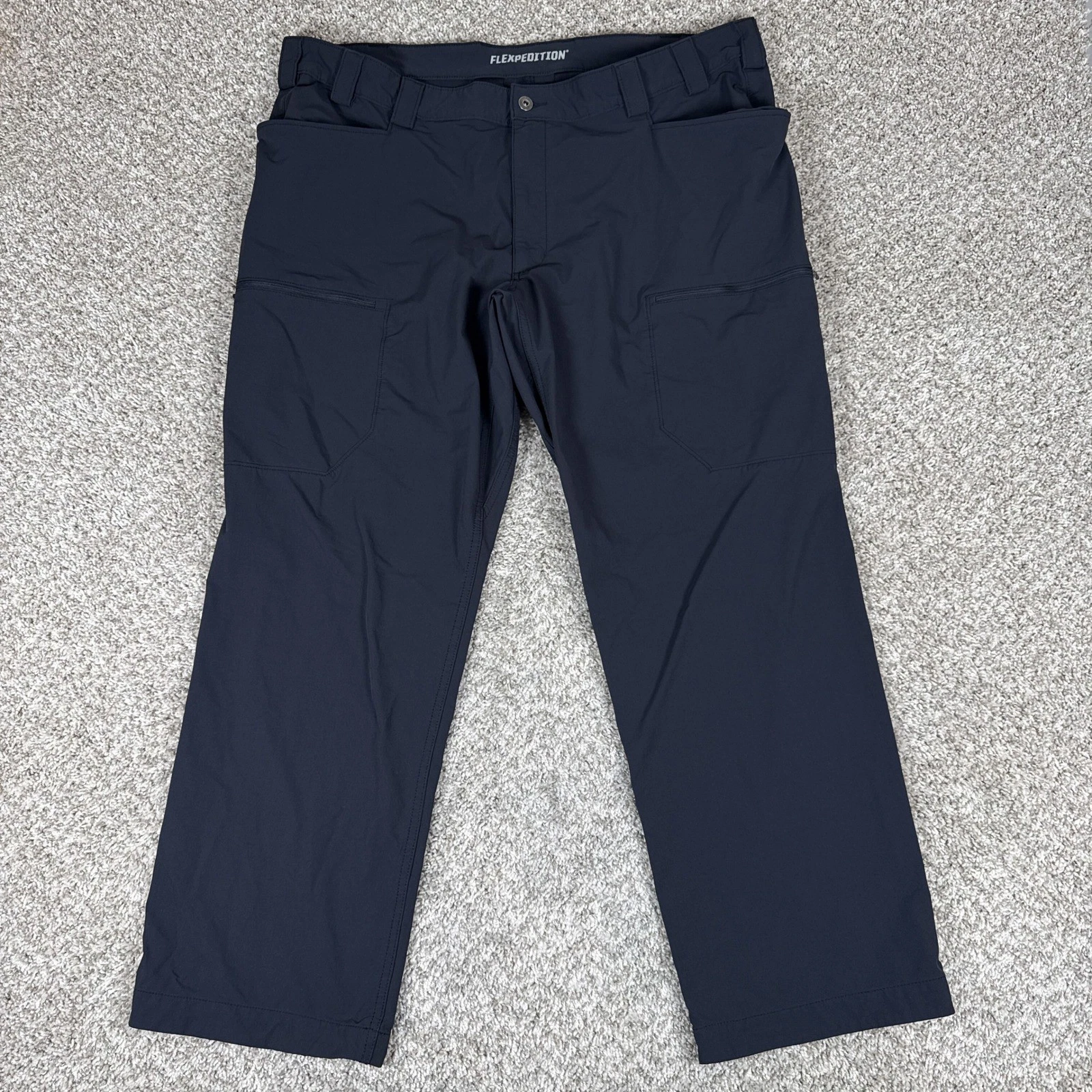 Duluth Pants Mens 44x32 Black Flexpedition Cargo Relaxed Fit Hiking Gorpcore
Opens in a new window o