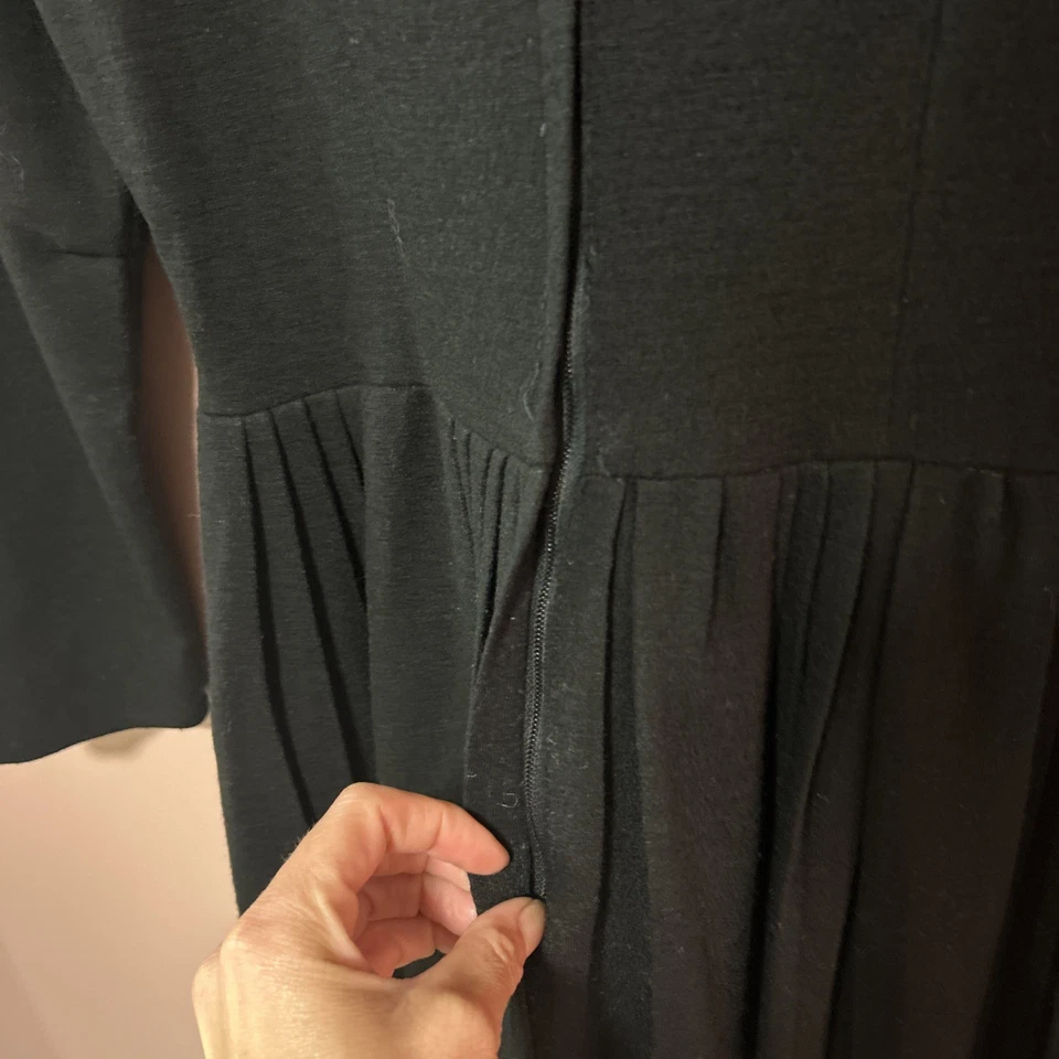 Falda plisada vintage Aldens negra de lana calce N acampanada manga larga 9/10 se adapta a 4/6 Foto 4 de 4