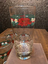 Vintage Tienshan "Deck the Halls" Christmas Drinking Glasses Set Of 4 Poinsettia