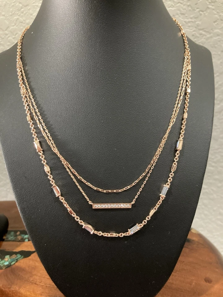 Collar Kendra Scott Addison Multi Hilo Cristal Oro Rosa Nuevo con Etiquetas y Bolsa Foto 2 de 4