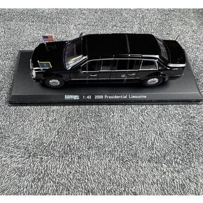 Luxury Diecast 1:43 2009 Presidential Limousine The Beast Cadillac
